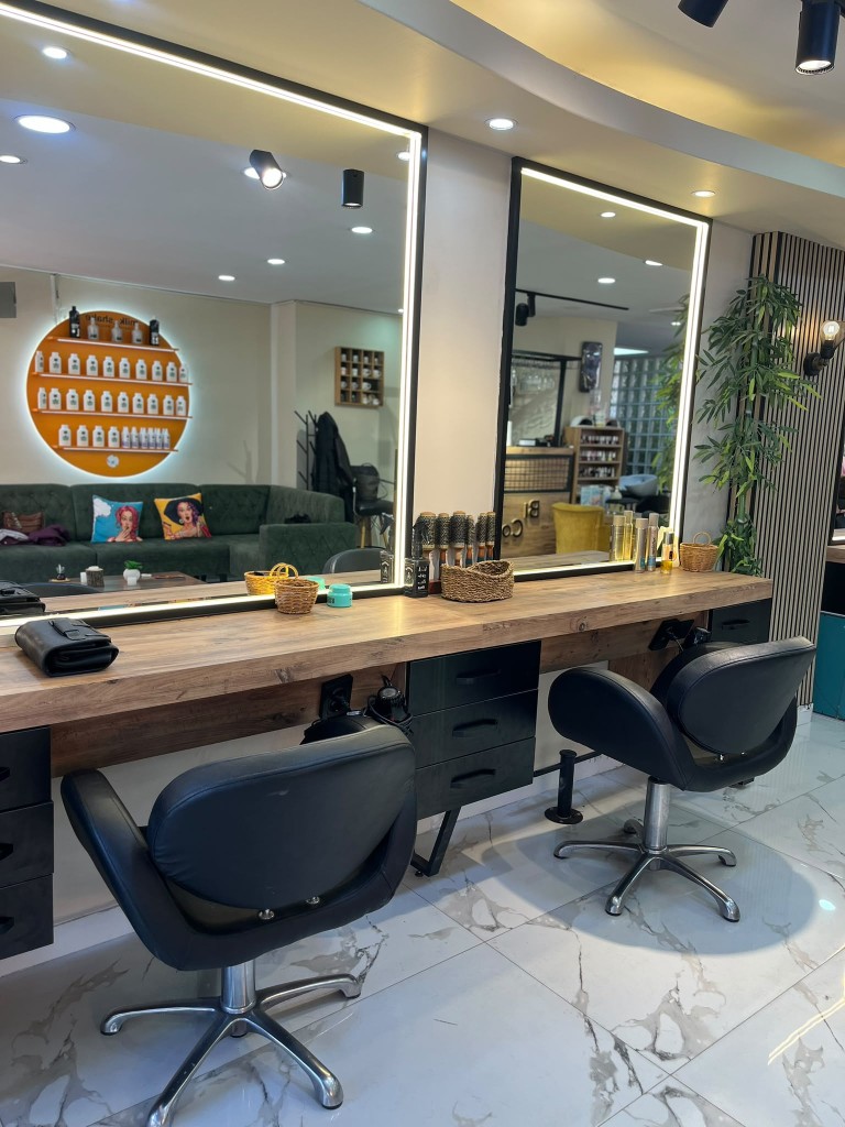 Hülya Tülay Hairdesign kuaför istasyonu
